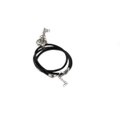 Naszyjnik stalowy na czarnym rzemieniu