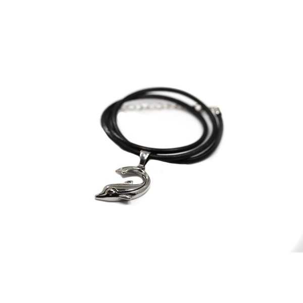 Naszyjnik stalowy z wisiorem w kształcie delfina