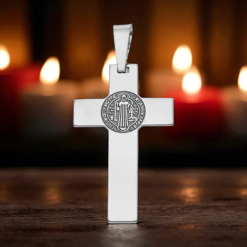 Krzyżyk srebrny Ag 925 świętego Benedykta KC031RM