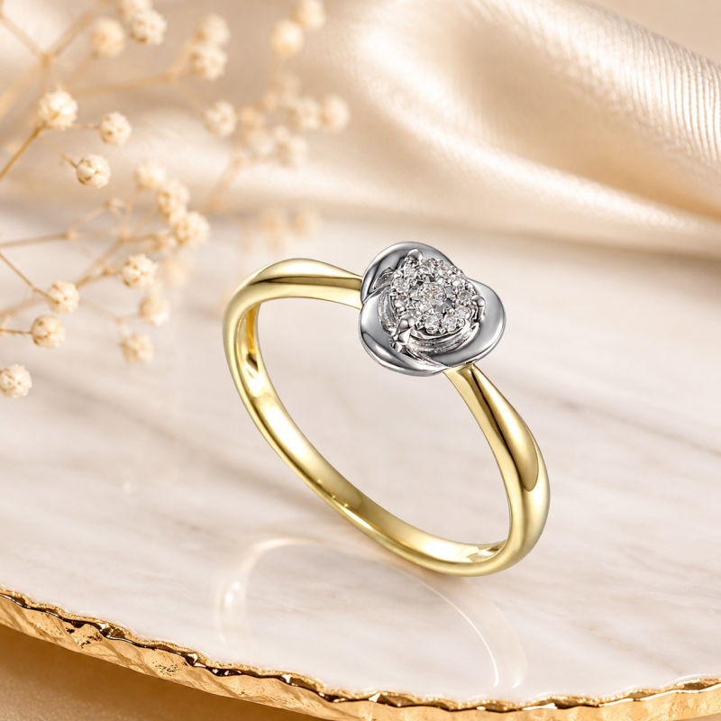 Pierścionek złoty Au 585 z diamentami 0,30ct