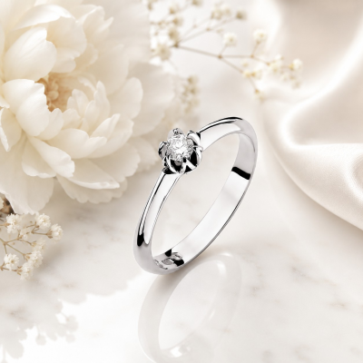 Pierścionek białę złoto Au 585 z diamentem 0,10ct