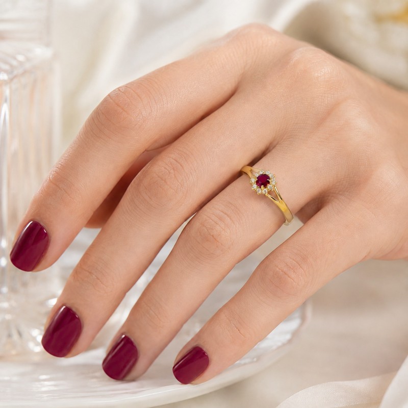 Złoty pierścionek Au 585 RUBIN 0,15 ct